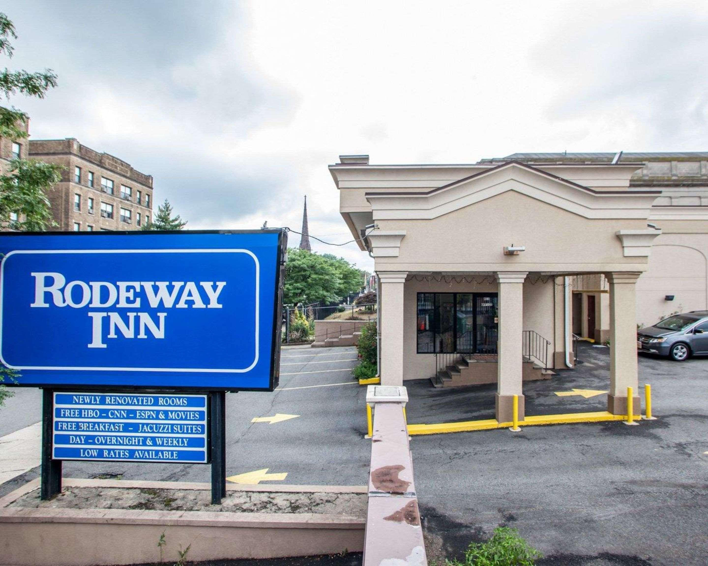 Rodeway Inn Paterson Exterior photo