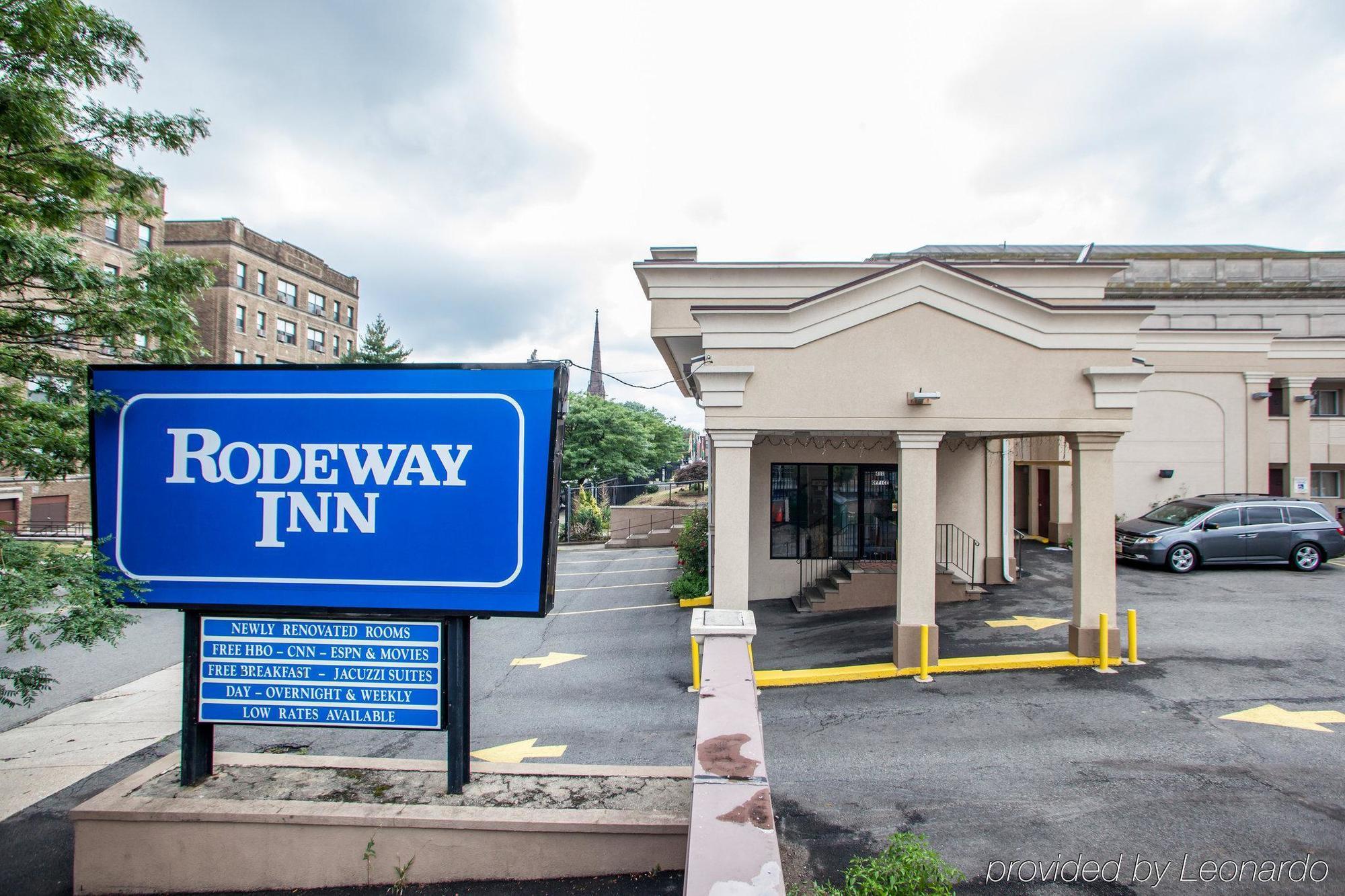 Rodeway Inn Paterson Exterior photo